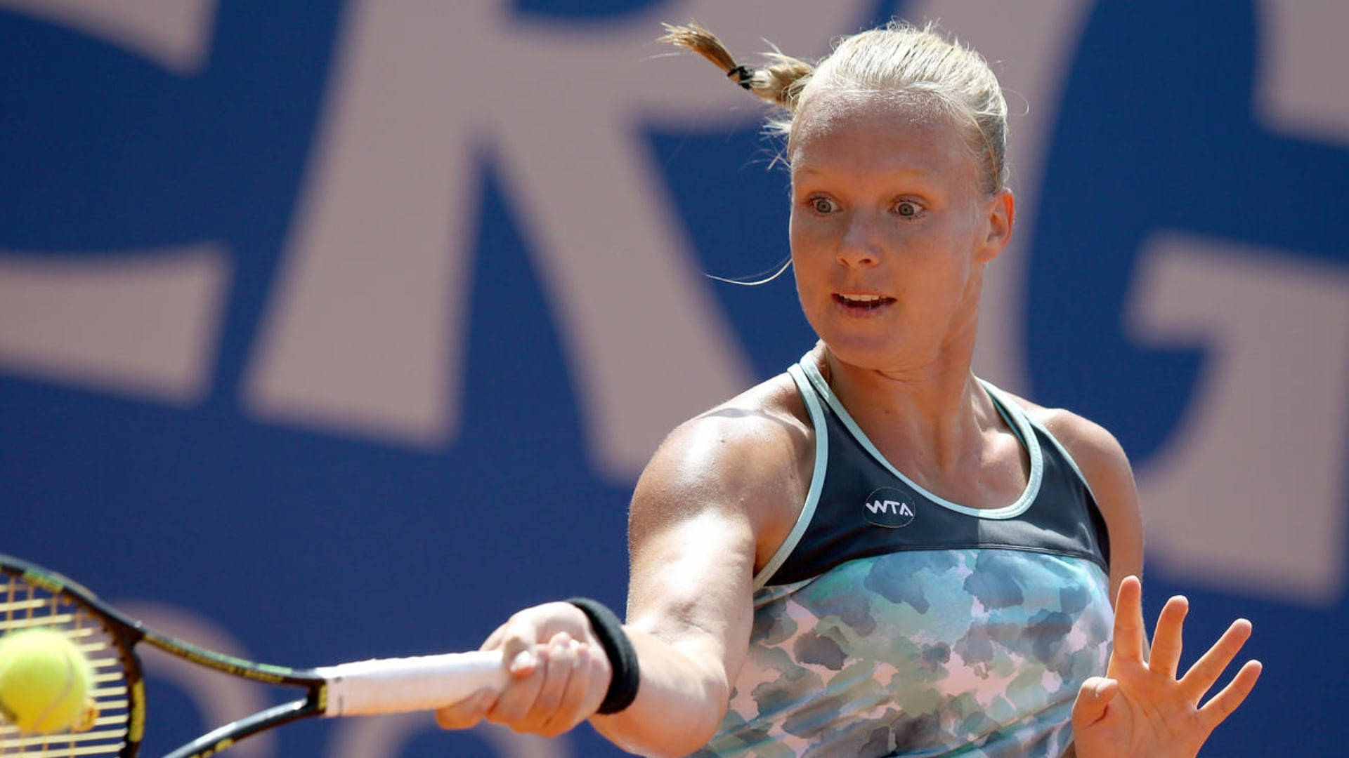 Kiki Bertens Perfecting Forehand Stroke Background