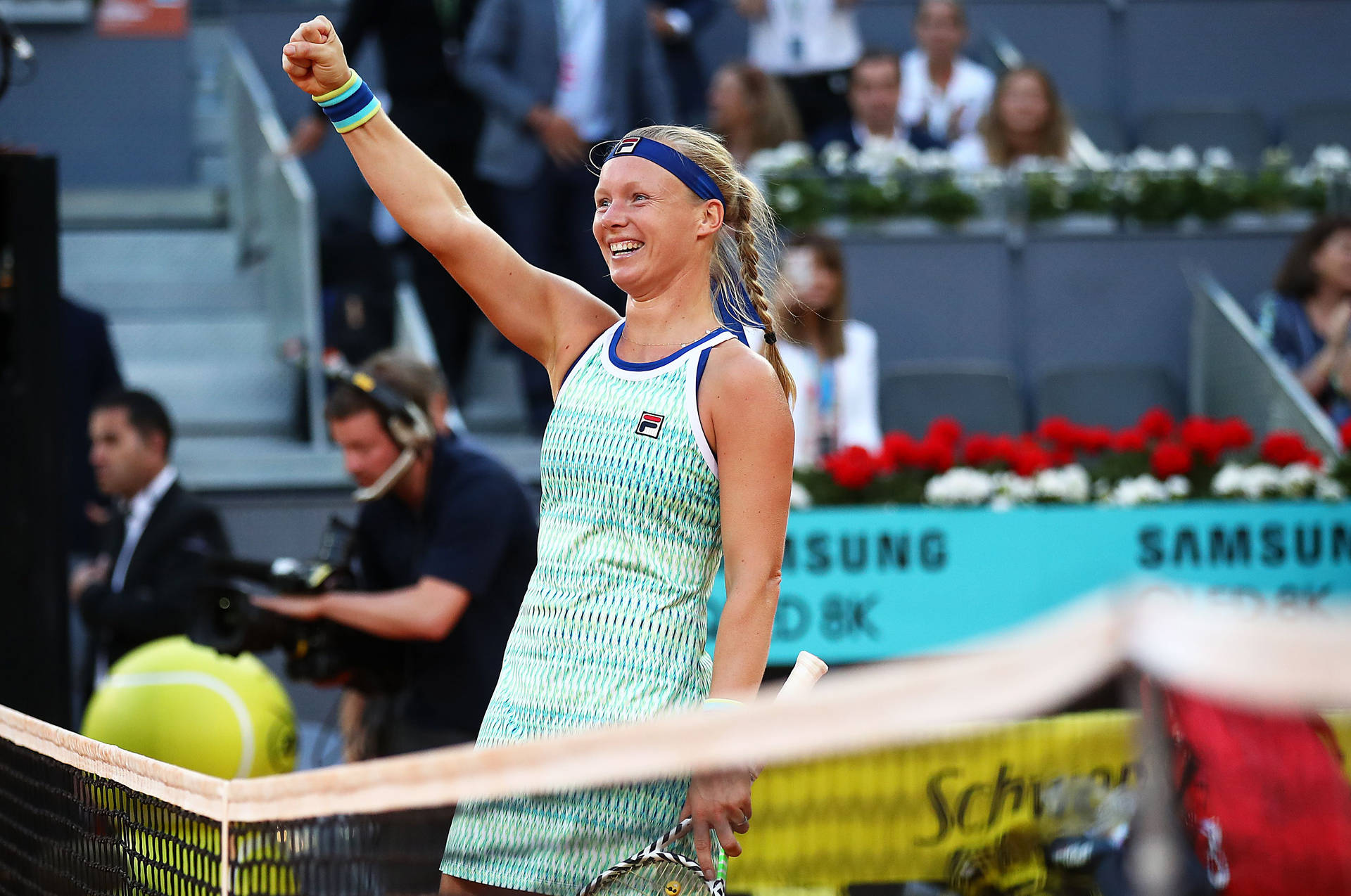 Kiki Bertens Raised Fist Background