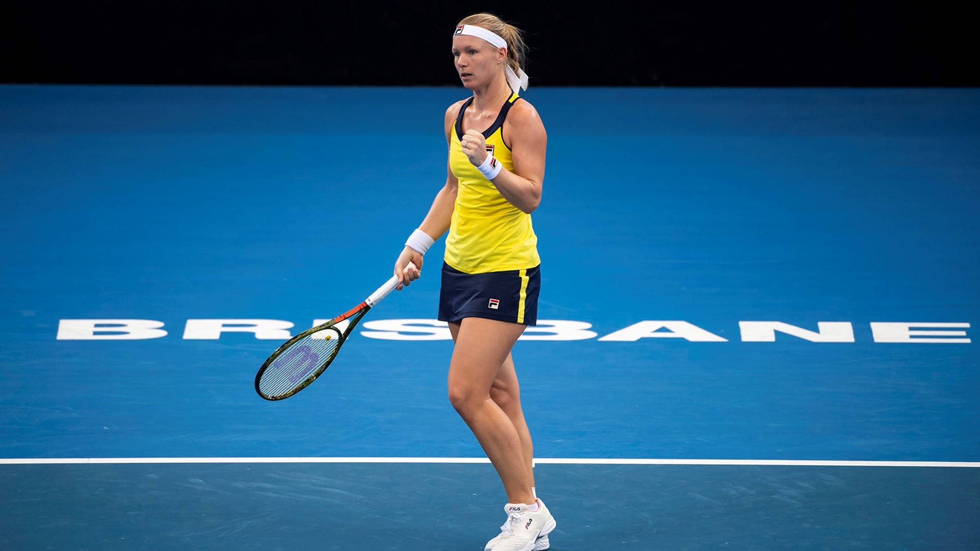 Kiki Bertens Subtle Fist Pump Background