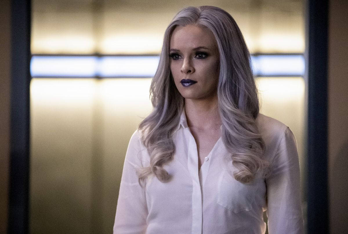 Killer Frost In White Top Background