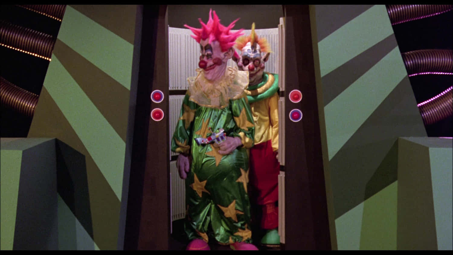 Killer Klowns From Outer Space At An Elevator