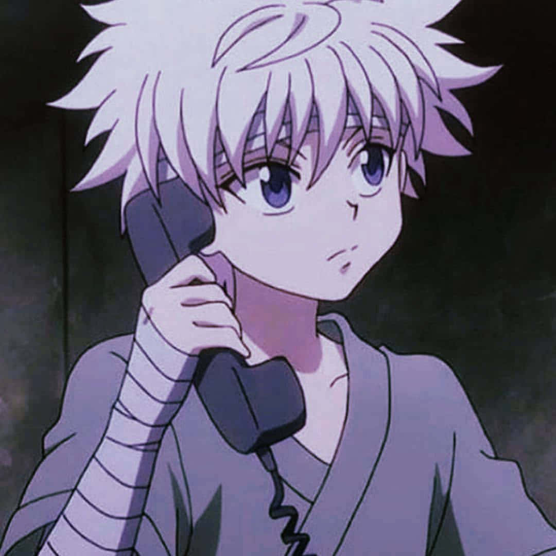 Killua On Phone Hxh Pfp Background