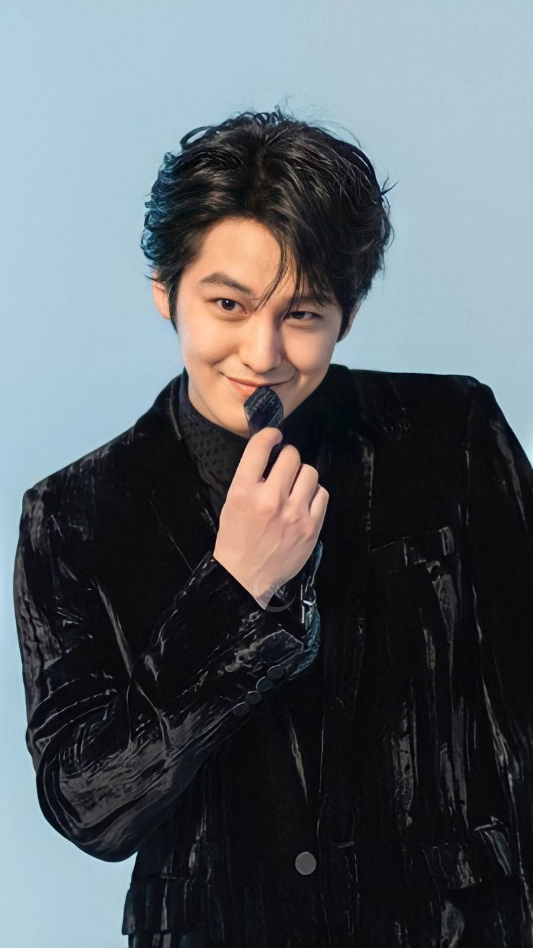 Kim Bum Black Velvet Suit Background