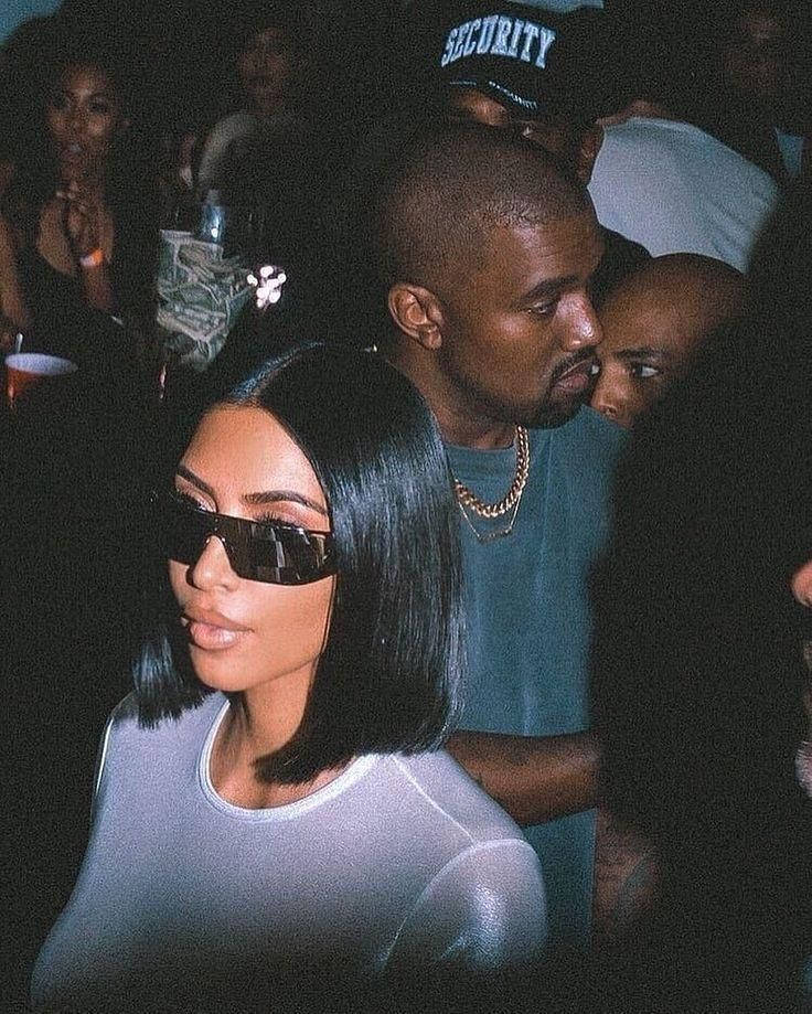 Kim Kardashian And Kanye West Party Together Background