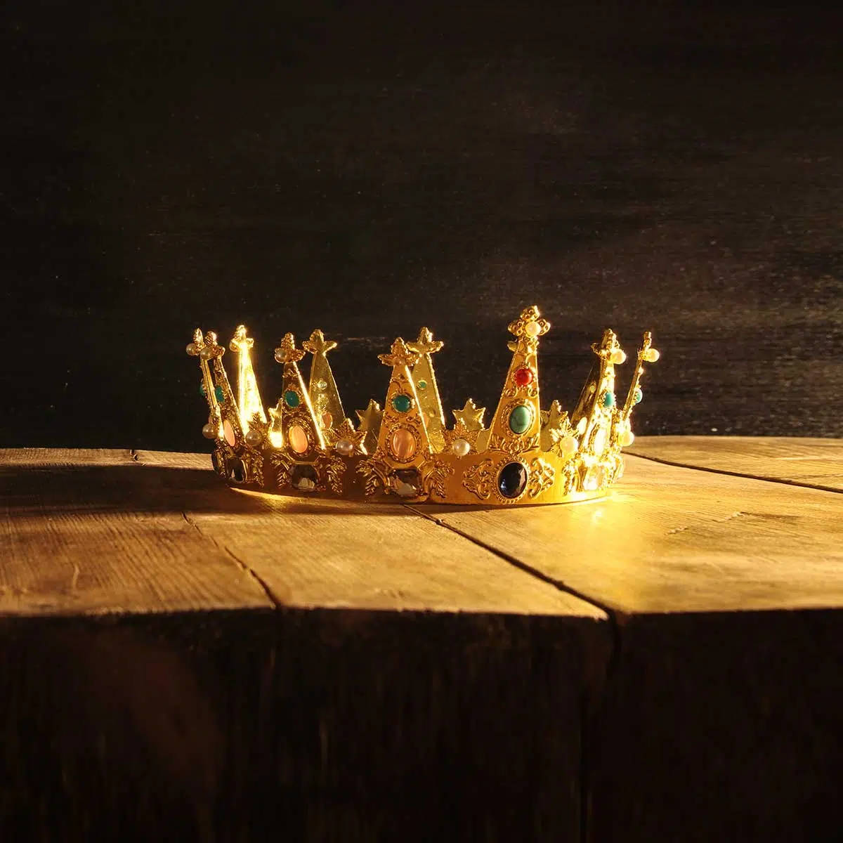 King And Queen Crown On The Floor Background