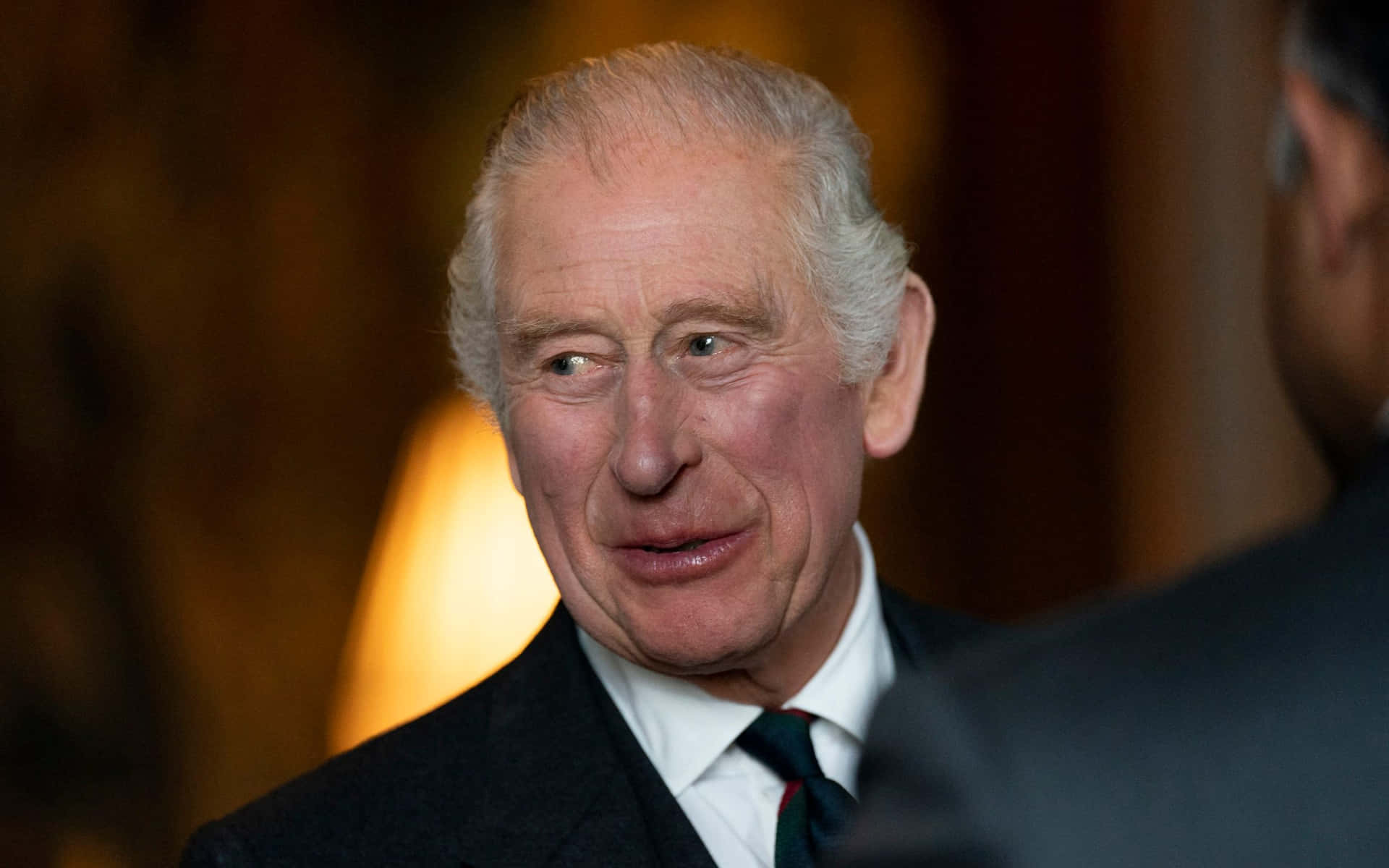 King Charles Iii Chatting Background