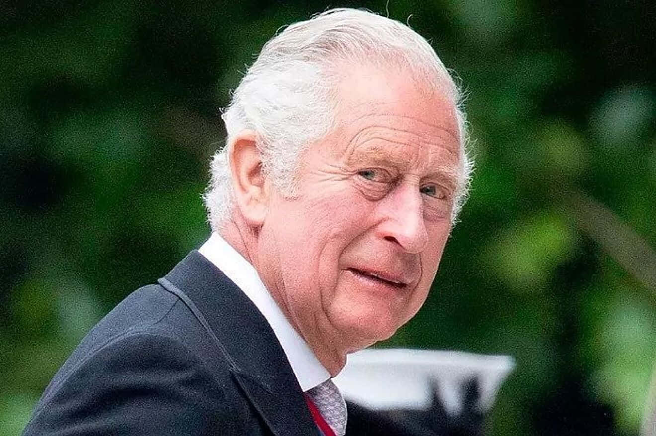 King Charles Iii Concerned Background