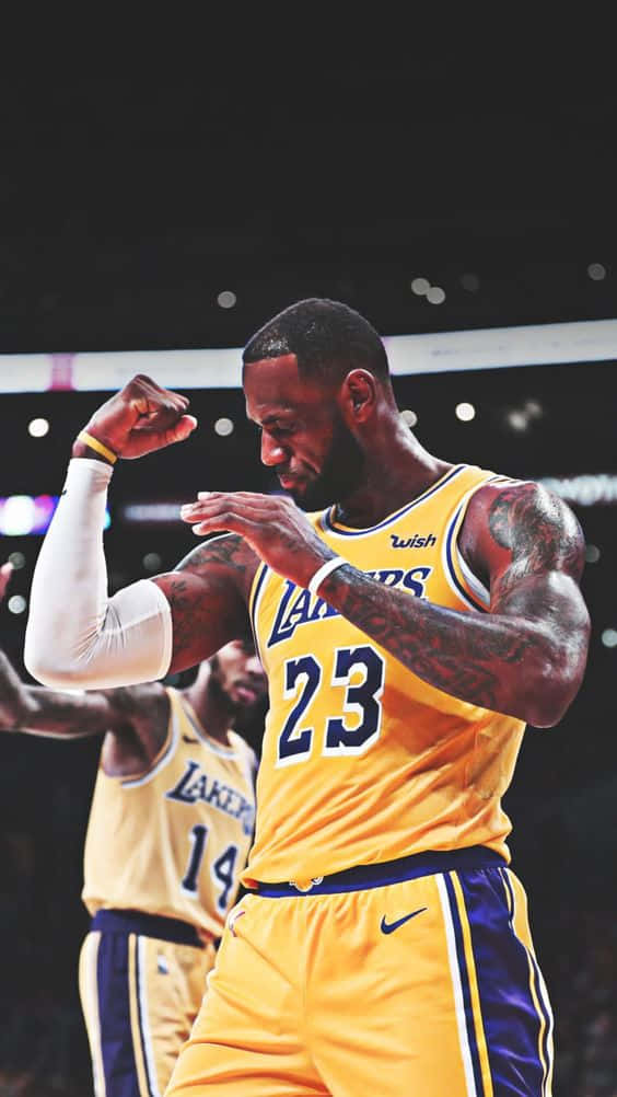 King Lebron James Celebrating Points Background