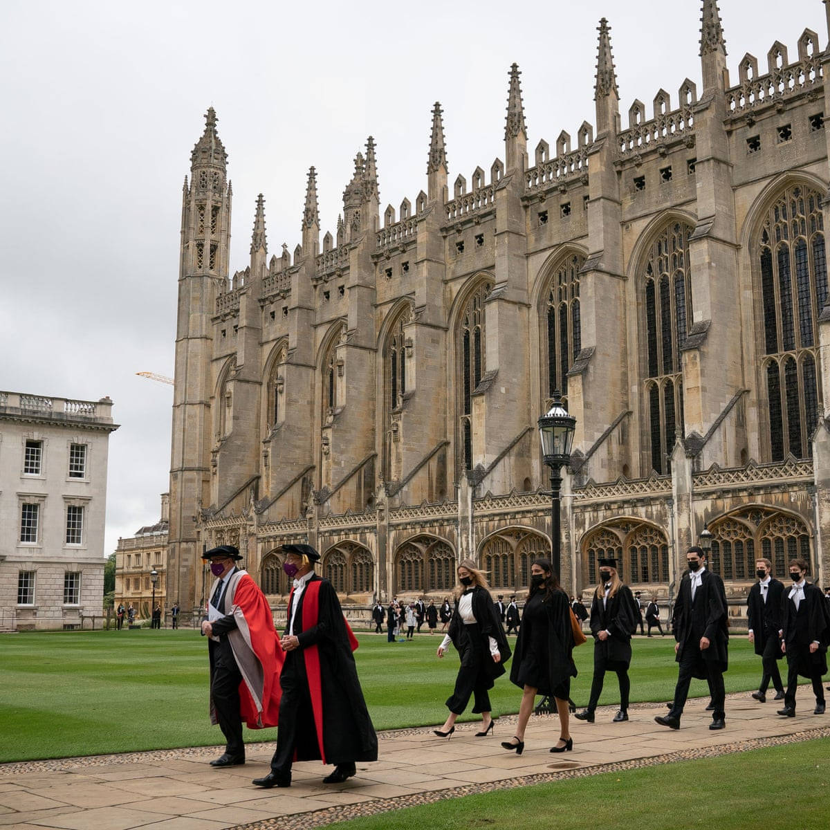 King's College Graduation Day Cambridge Background