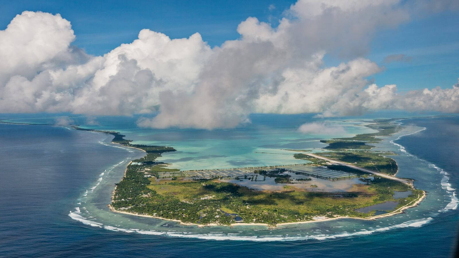 Kiribati North Tarawa Background