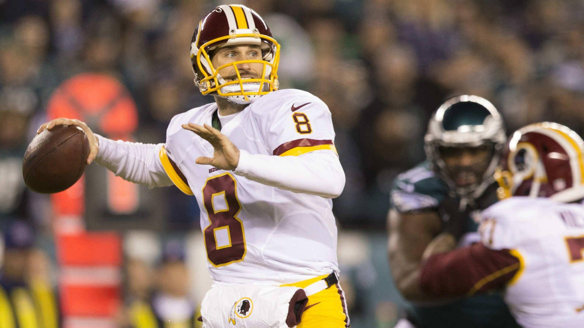 Kirk Cousins Ready To Throw Ball Background