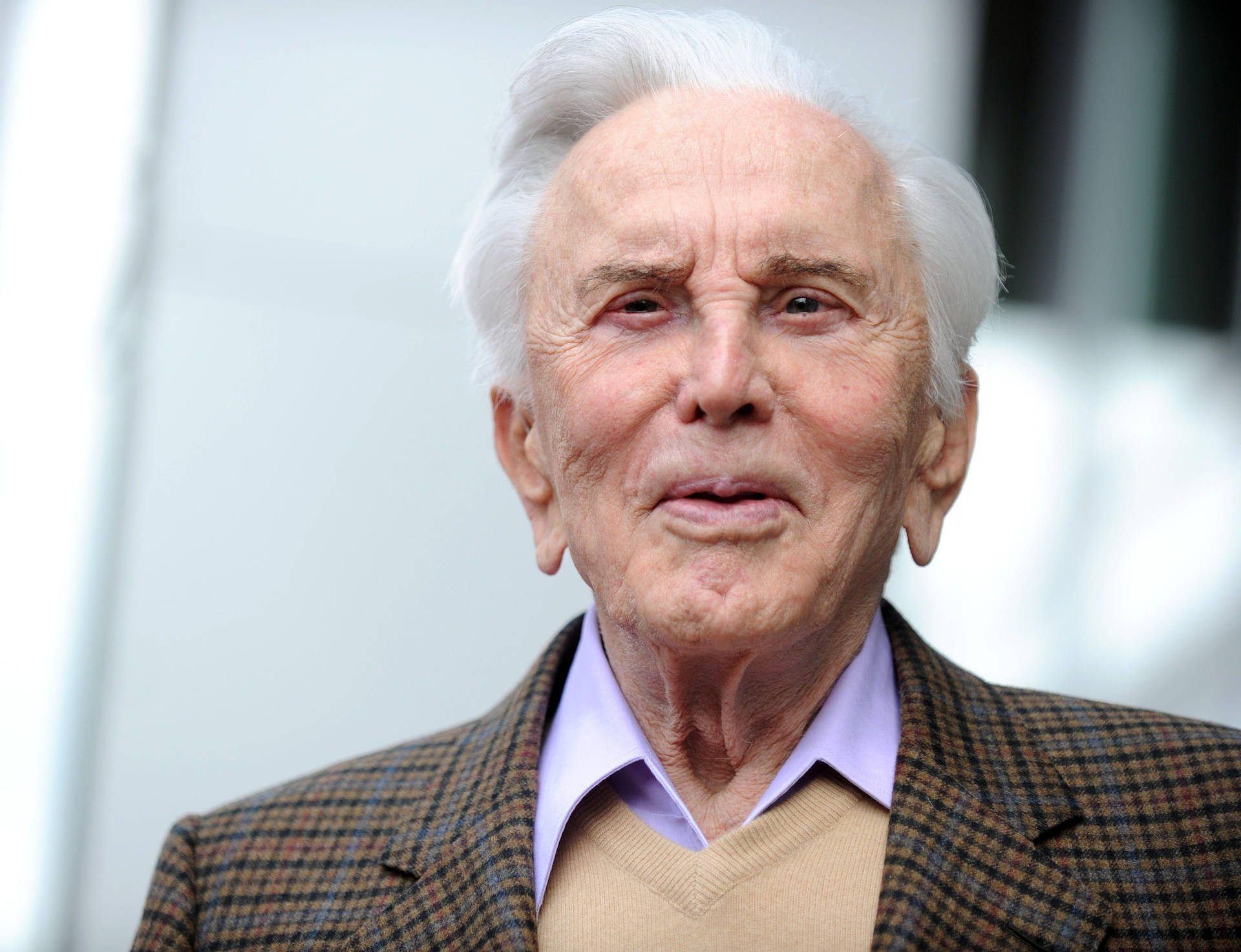 Kirk Douglas File Photo 2011 Background