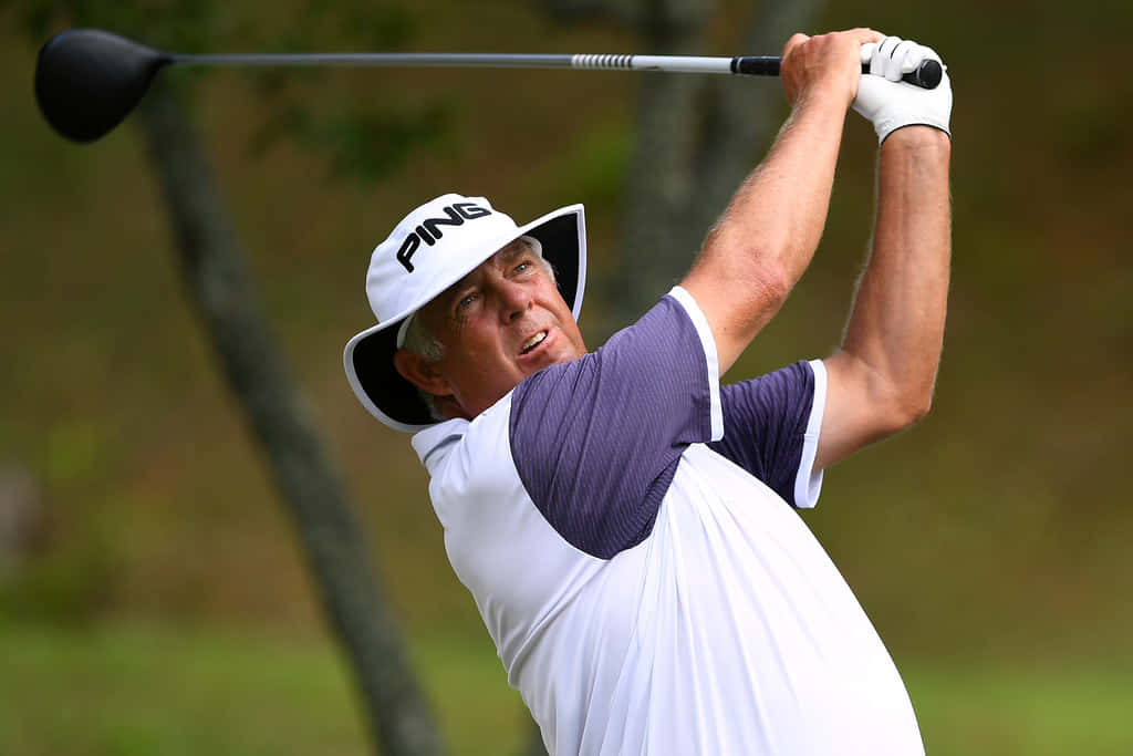 Kirk Triplett Hitting With A Club Background