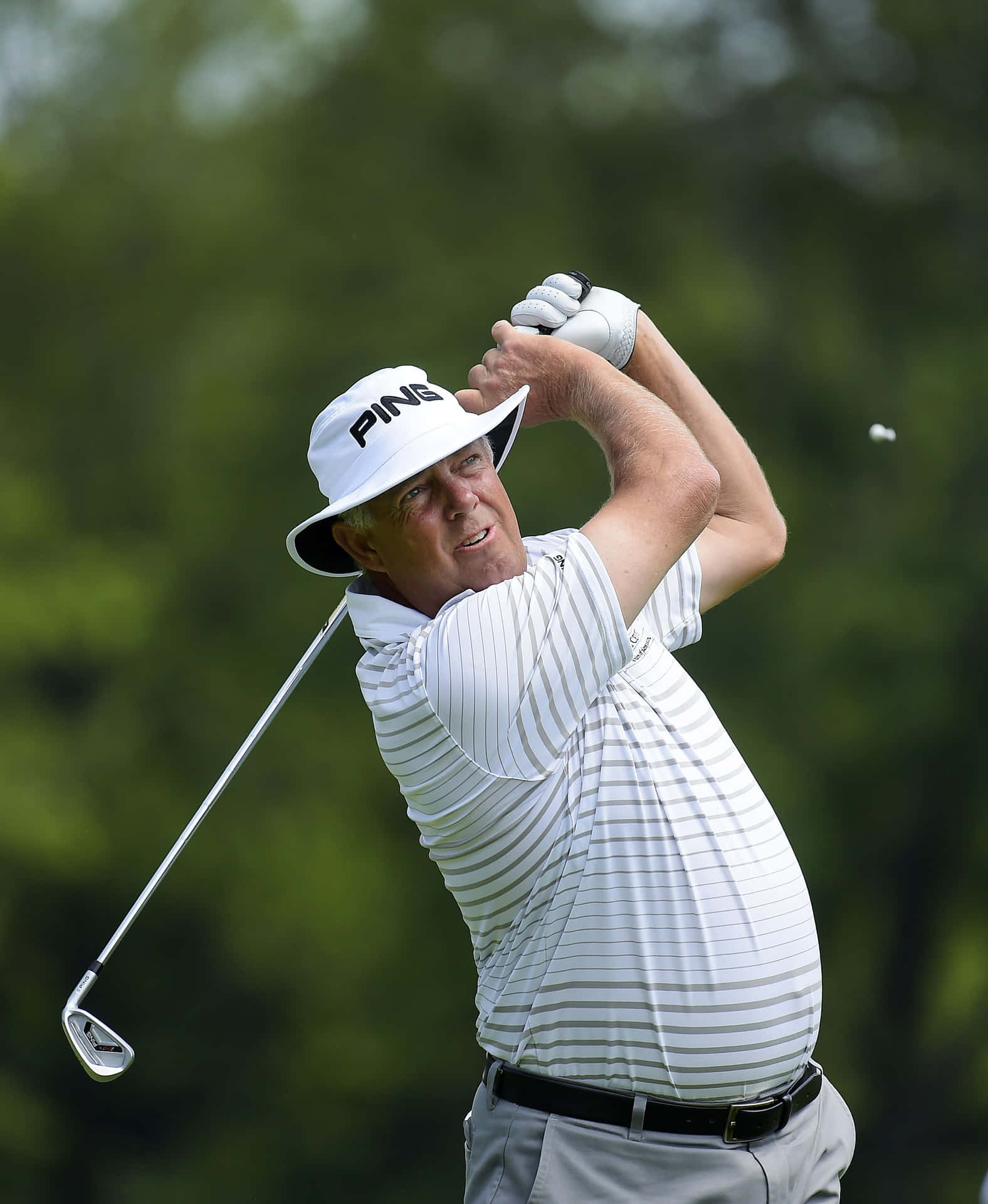 Kirk Triplett Perfecting His Golf Backswing Background