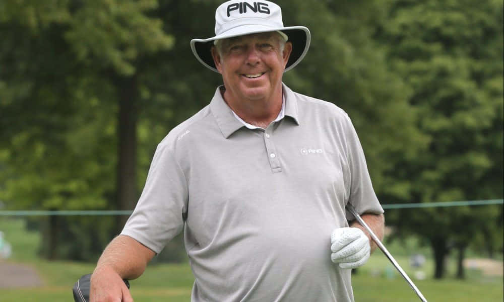 Kirk Triplett Smile At The Camera Background