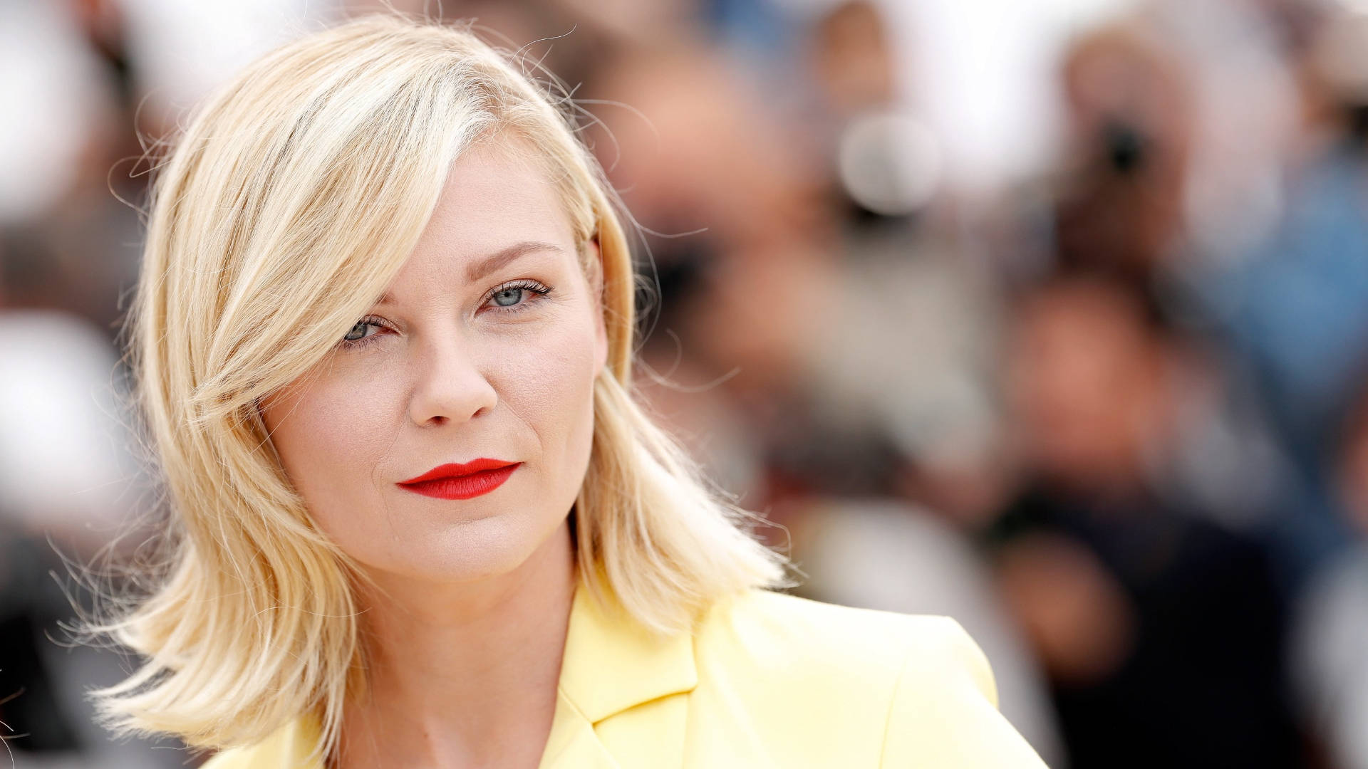 Kirsten Dunst In Yellow Background