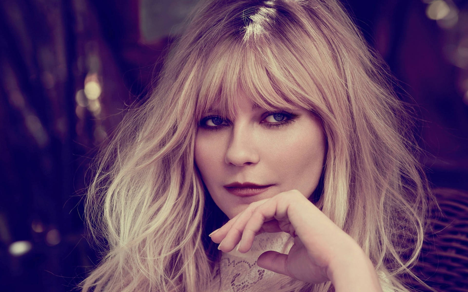 Kirsten Dunst Modeling Background