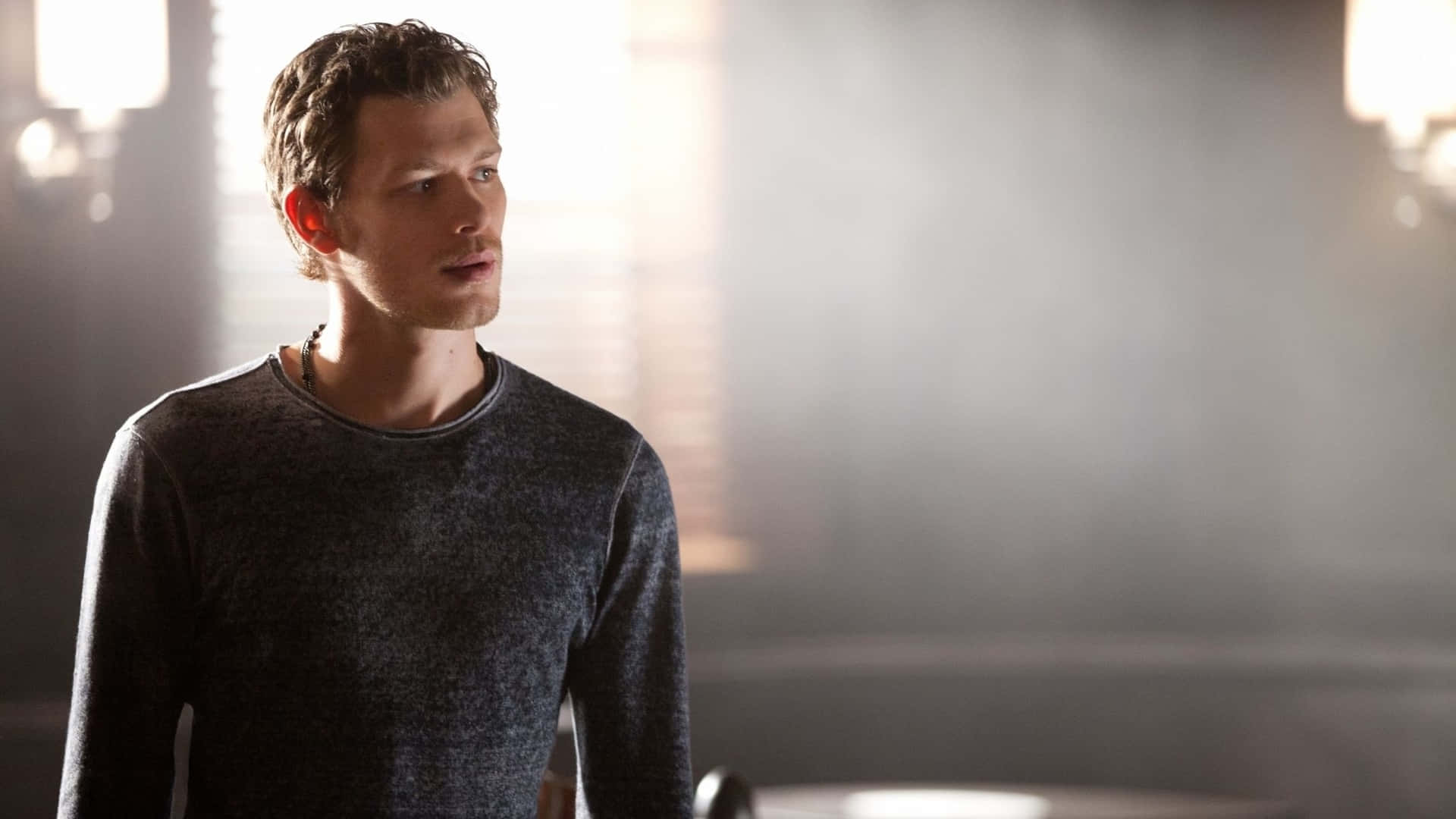 Klaus Mikaelson In Long Sleeved Shirt