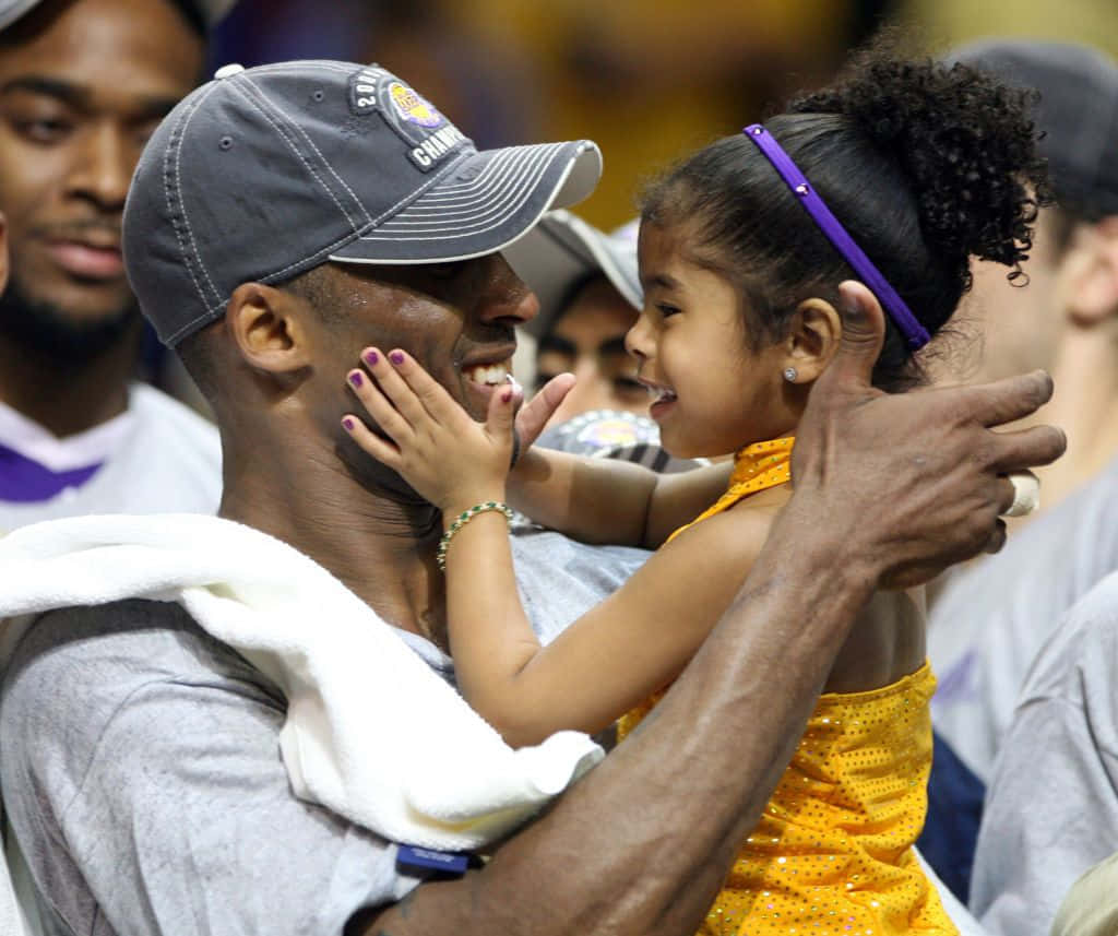 Kobe And Gigi Bryant, Two Shining Stars Of A Loving Family. Background