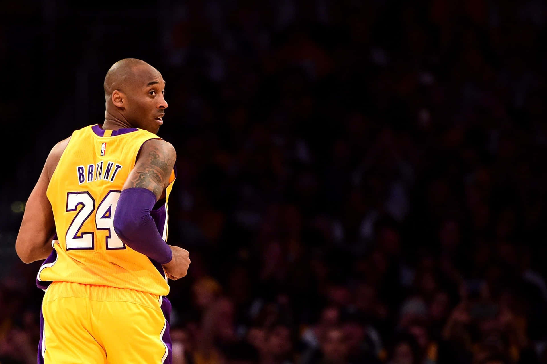 Kobe Bryant 24 Logo - A Tribute To The Legend Background
