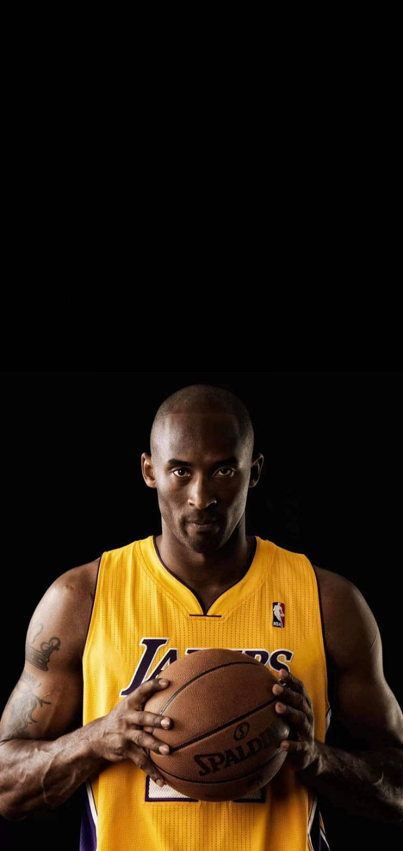 Kobe Bryant Dominating The Court Background