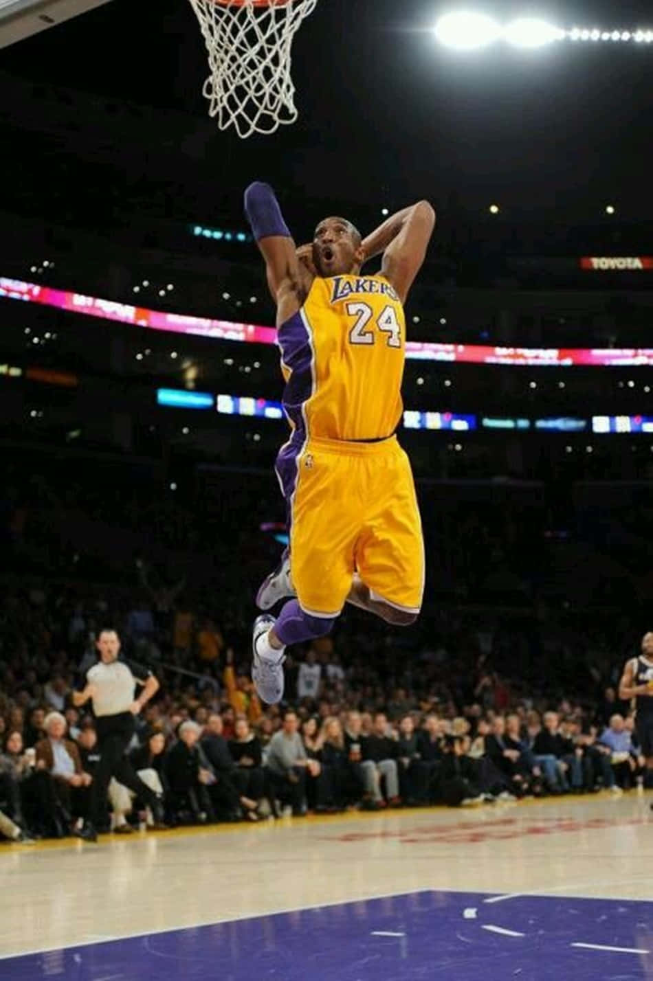 Kobe Bryant - Elevating To The Occasion Background