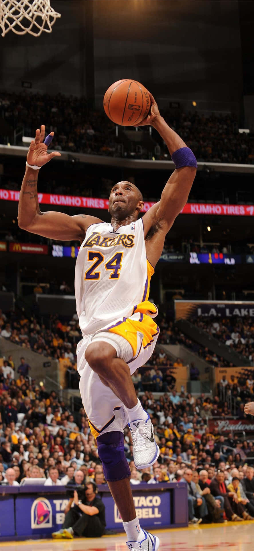 Kobe Bryant - The Best Basketball Player Of All Time Background