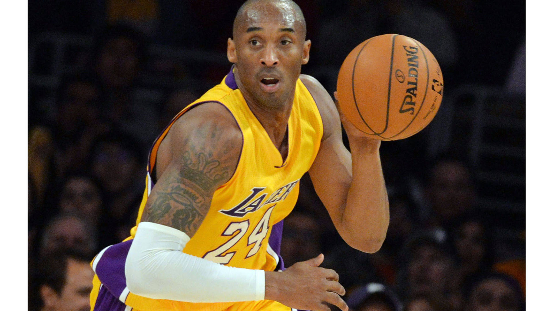 Kobe Bryant With A Ball 4k Background