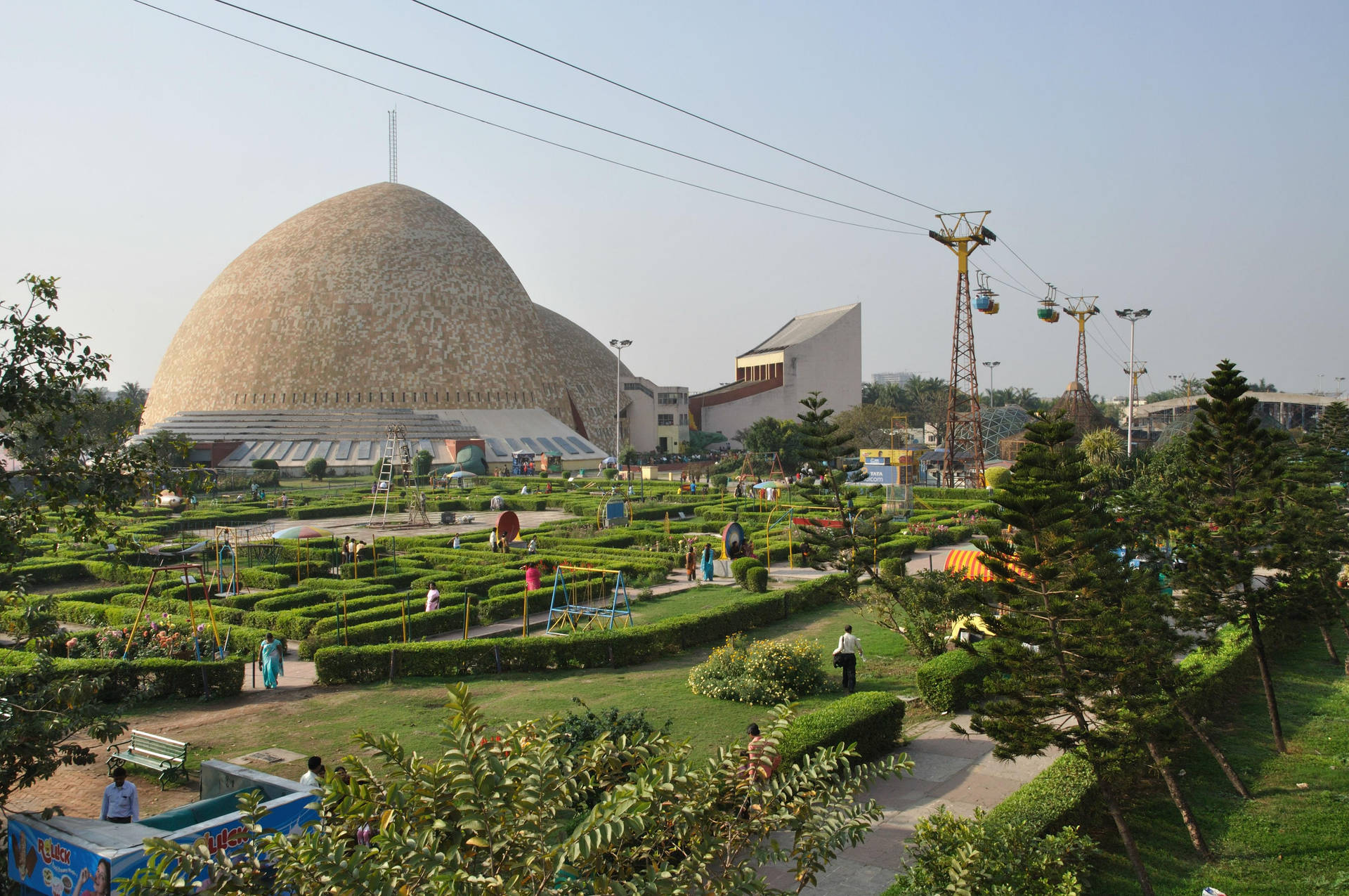 Kolkata Maze Garden