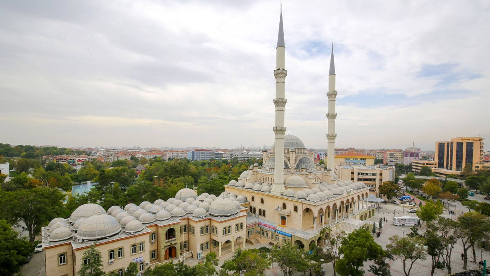 Konya Hacıveyiszade Mosque Background