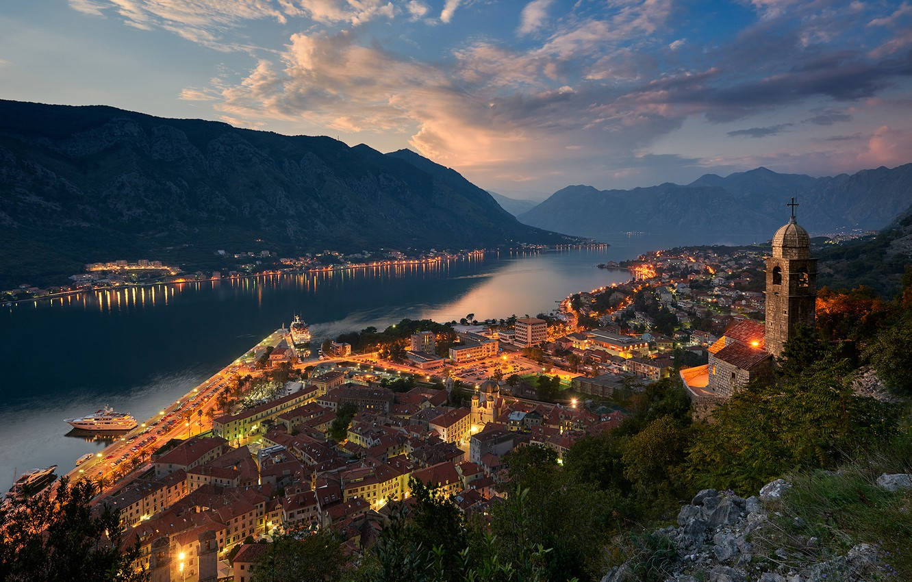 Kotor During Dusk Background