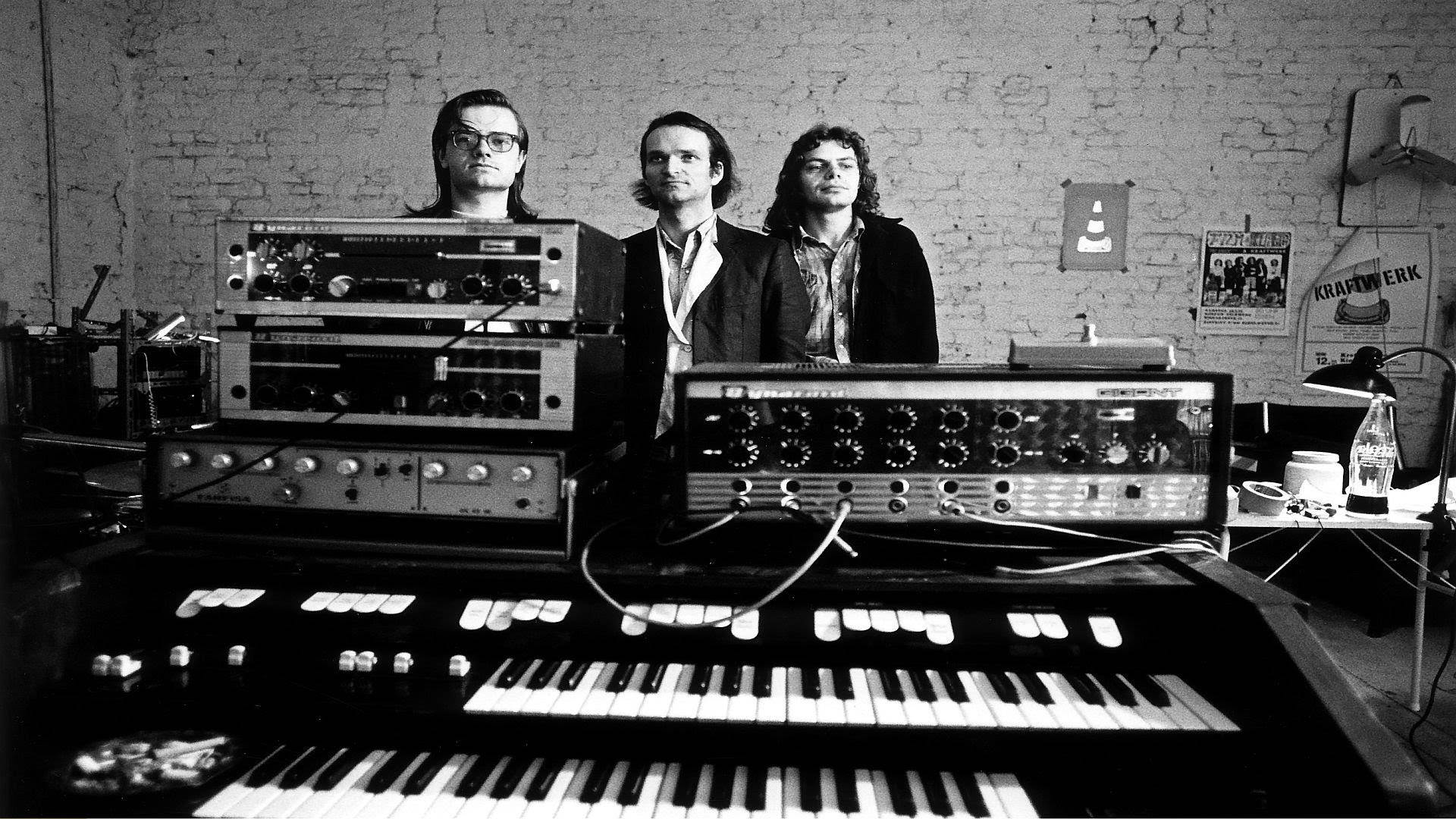 Kraftwerk Band In The Studio Background