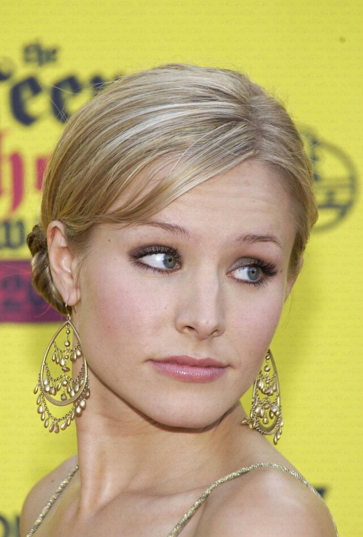 Kristen Bell Broadway Actress Background