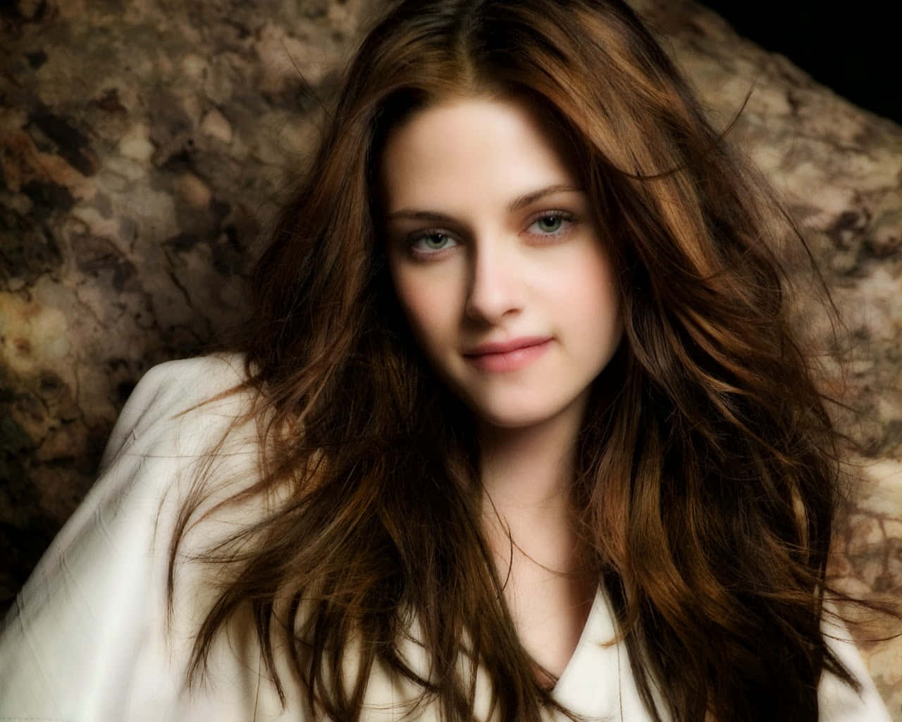 Kristen Stewart - A Study In Elegance Background