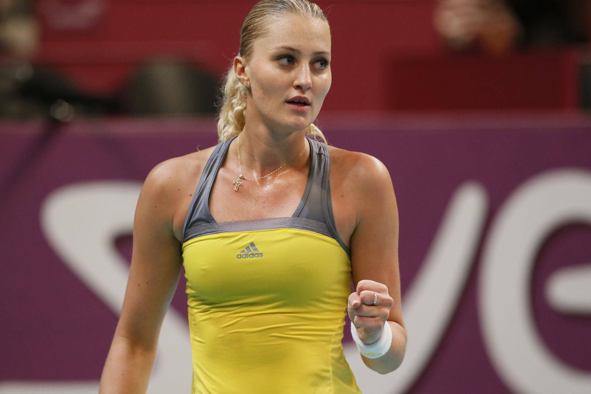 Kristina Mladenovic Sweating