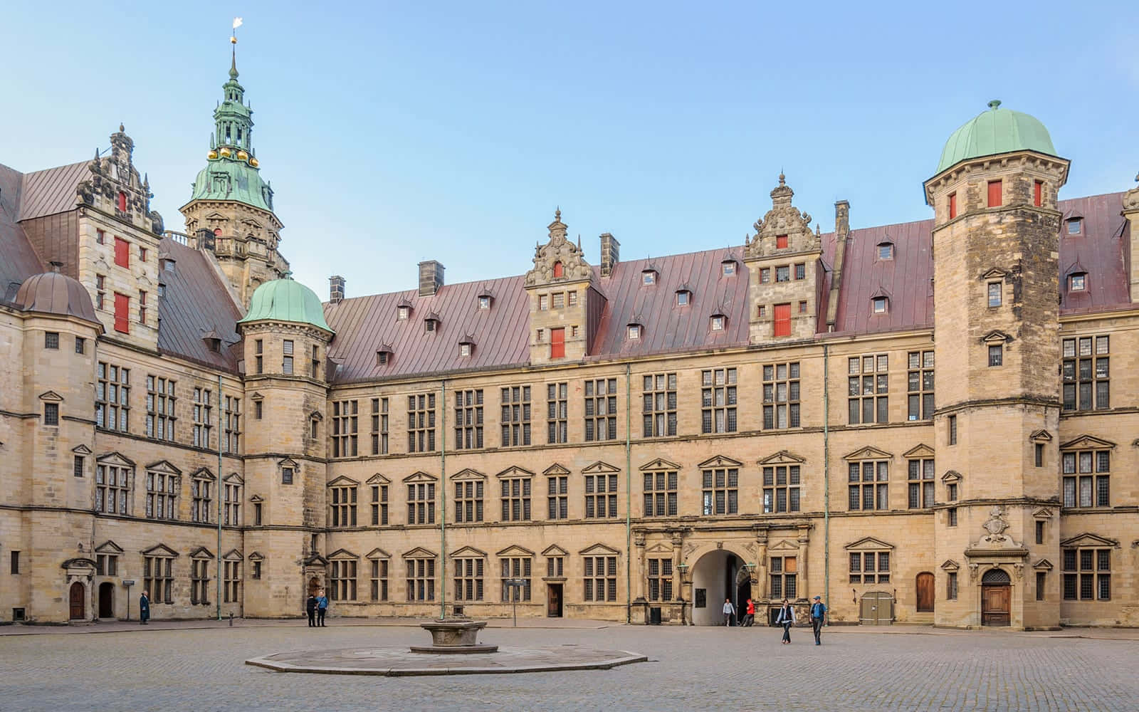 Kronborg Castle Courtyard Background