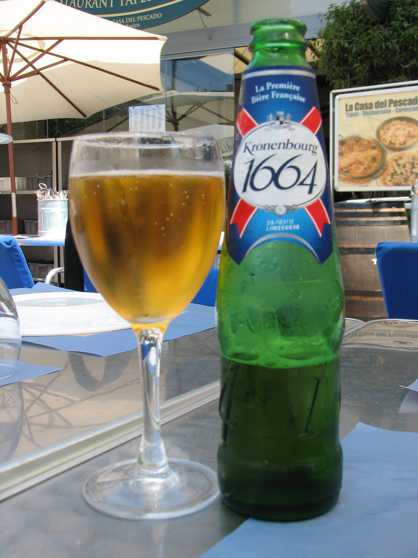 Kronenbourg In Wine Glass Background