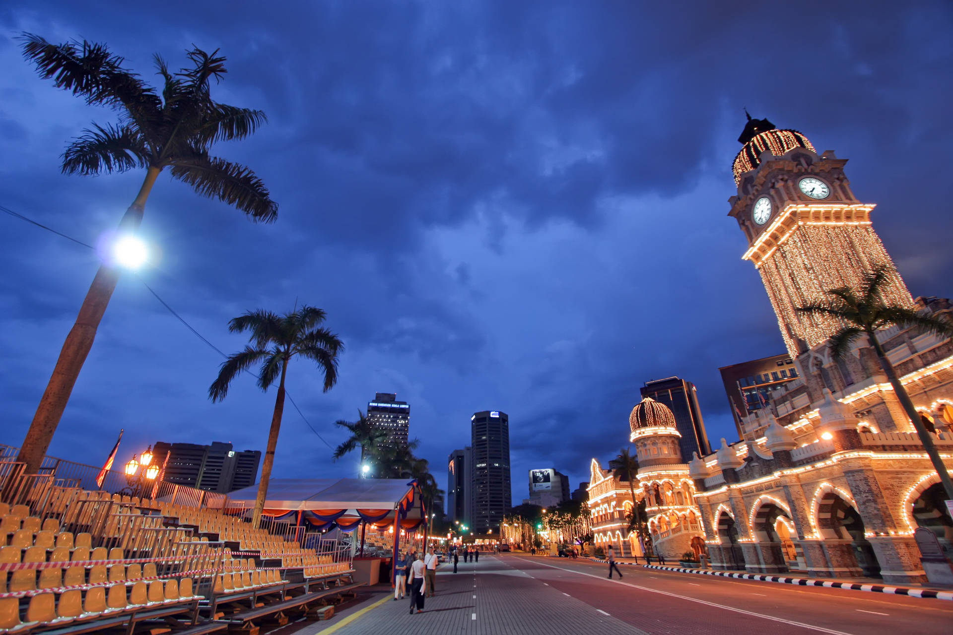 Kuala Lumpur Merdeka Square At Night Background