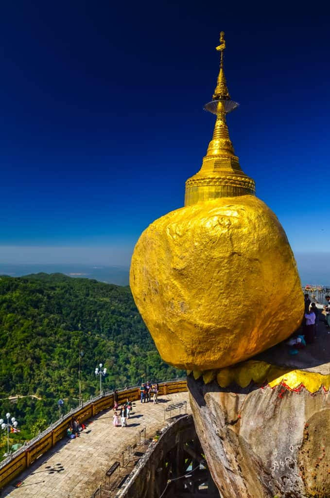 Kyaik Htee Yoe Pagoda Myanmar Background