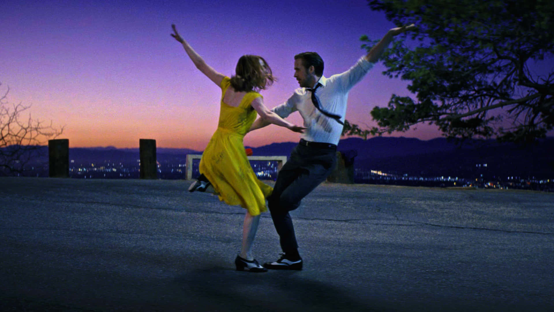 La La Land Dancing During Sunset 4k