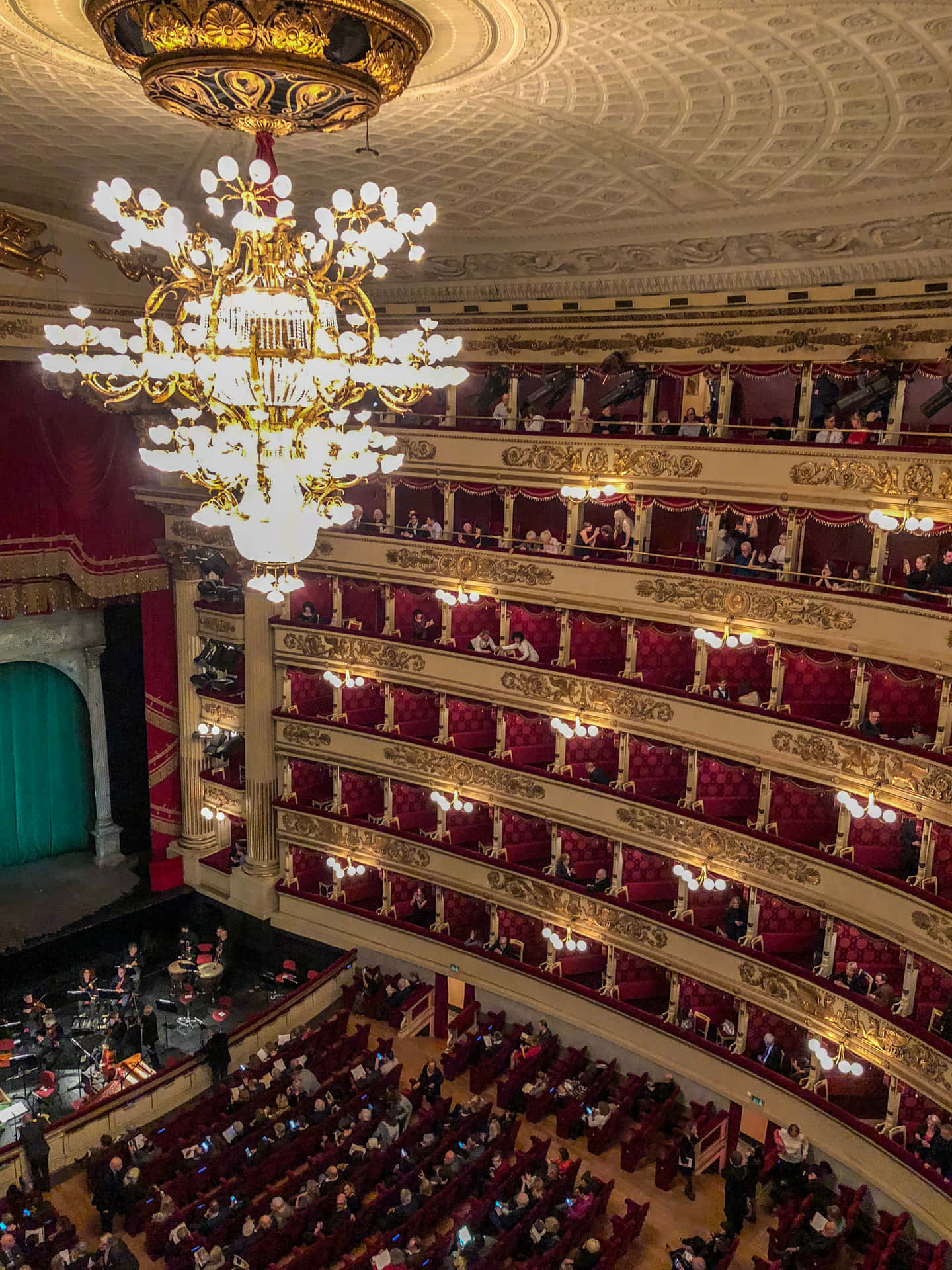 La Scala Opera House Chandelier Background