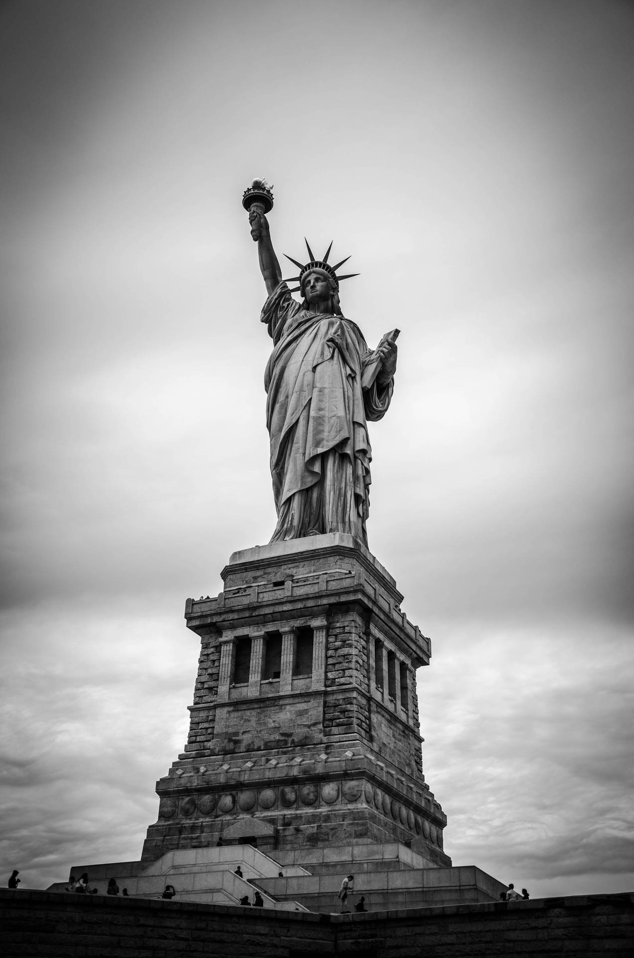 Lady Liberty New York Black And White Background