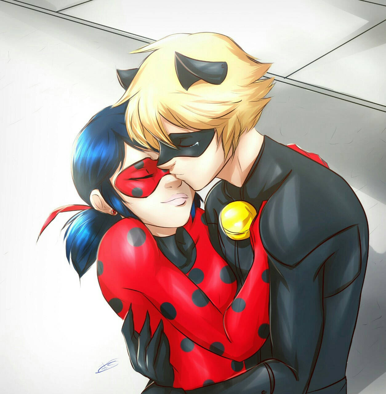 Ladybug And Cat Noir Kiss Gold Bell Background