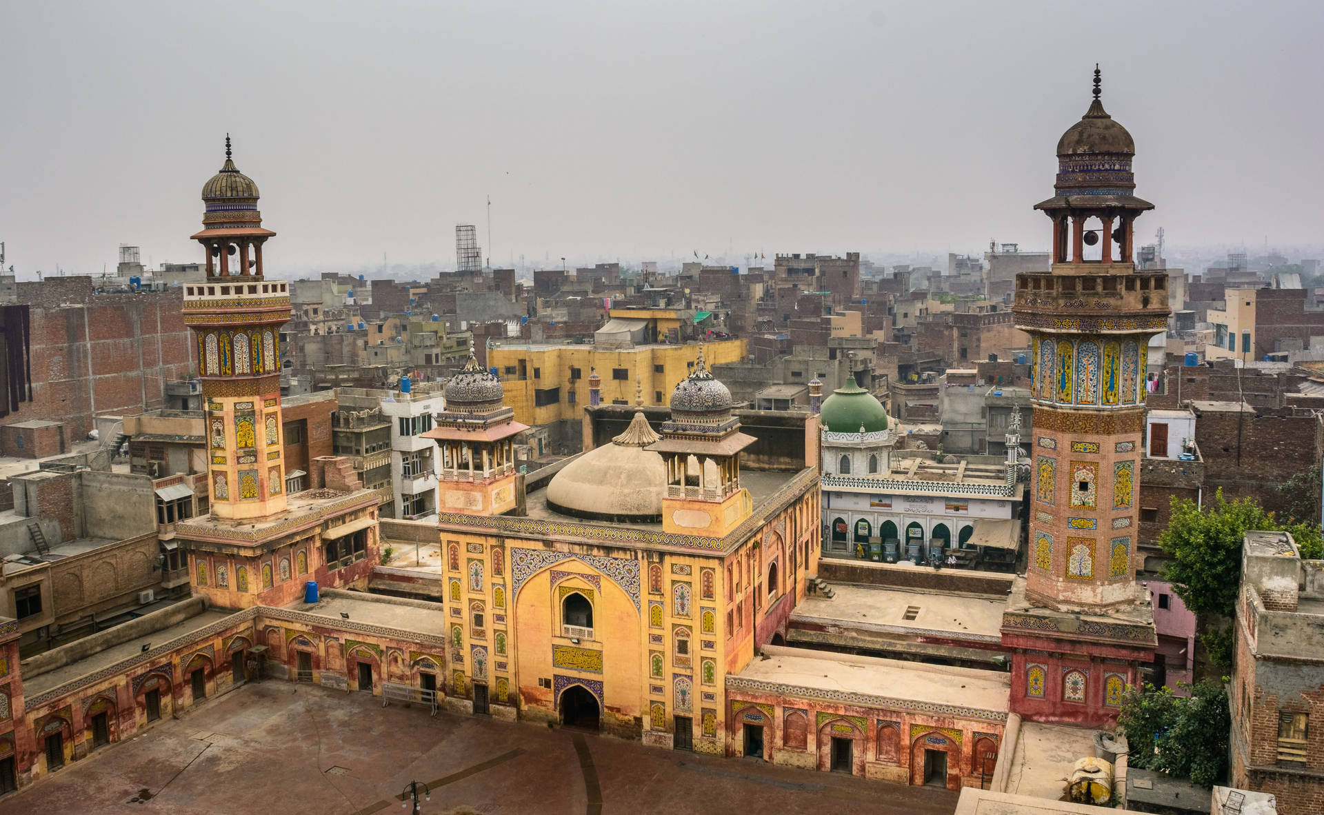 Lahore Aerial Wazir Khan Mosque Background