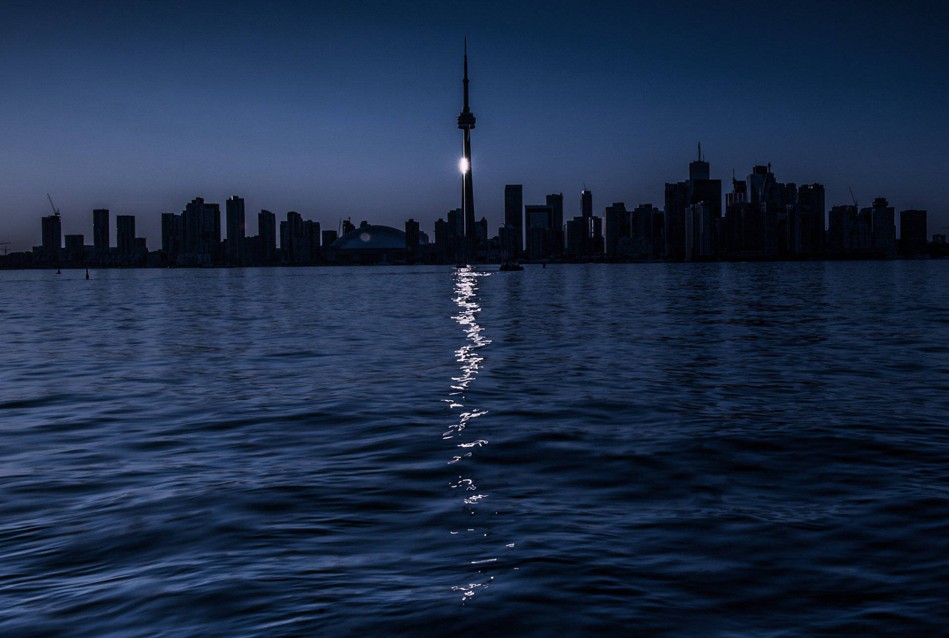 Lake Ontario Dark Photography Background