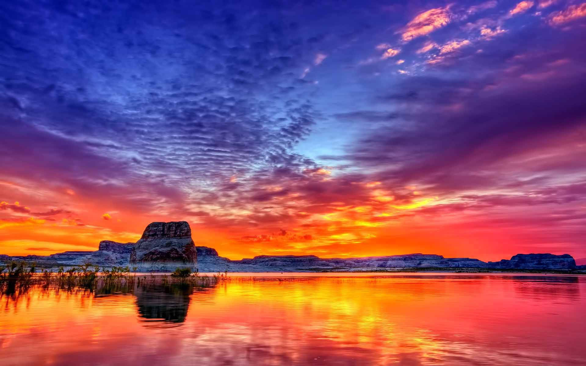 Lake Sunset Background