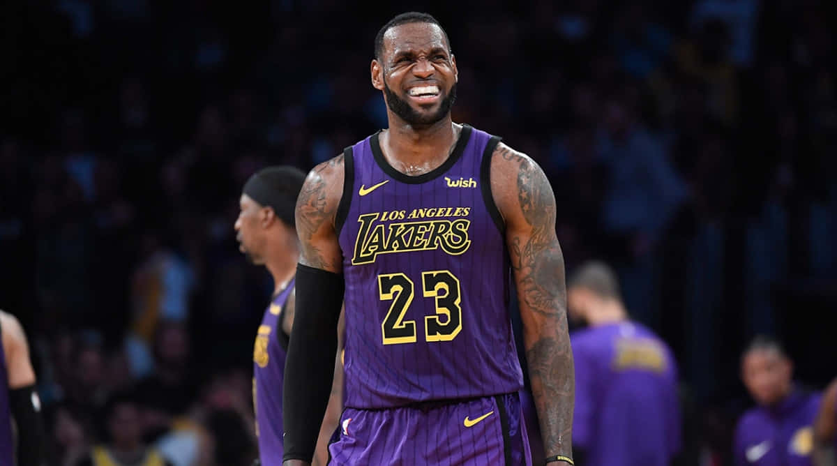 Lakers_ Player_ Expressive_on_ Court_2020.jpg Background