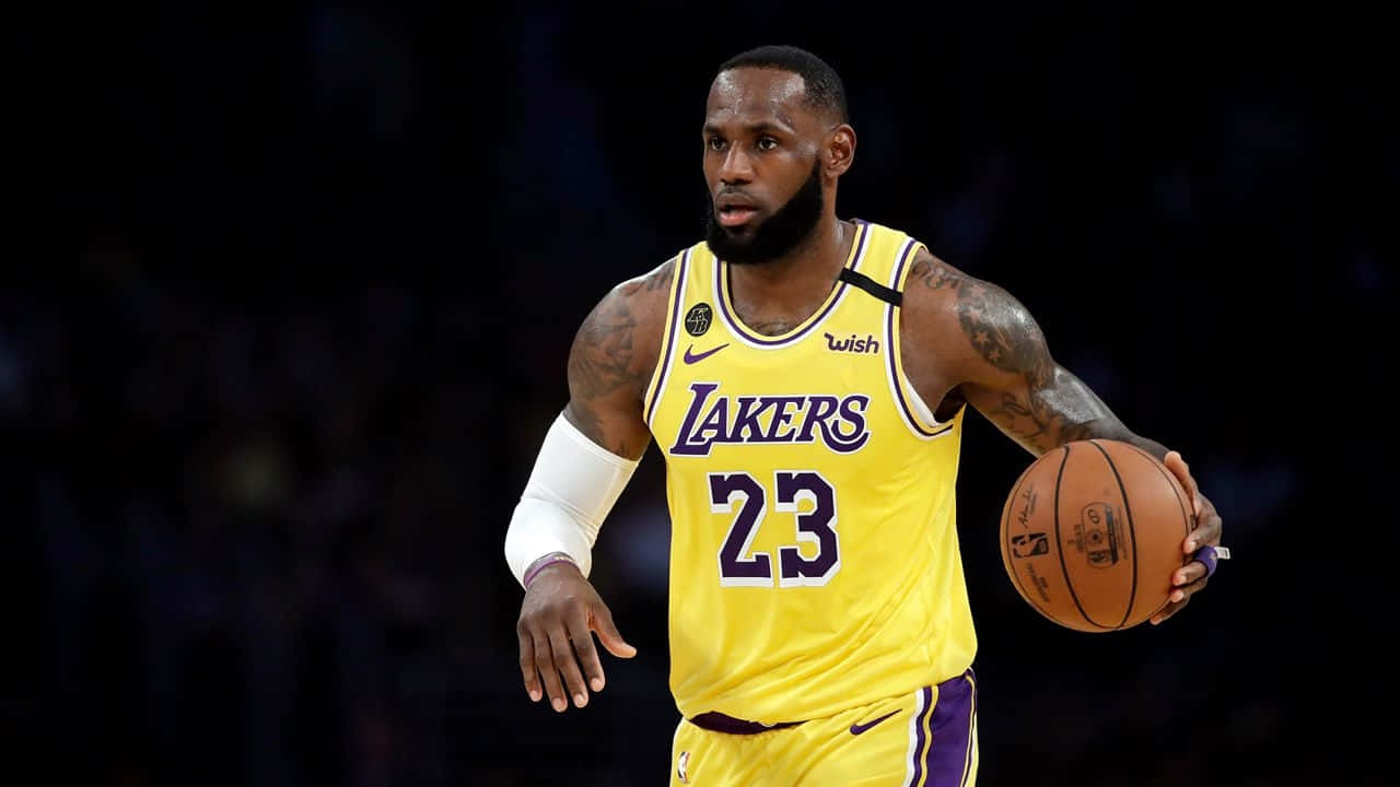 Lakers_ Player_ In_ Action_2020.jpg Background