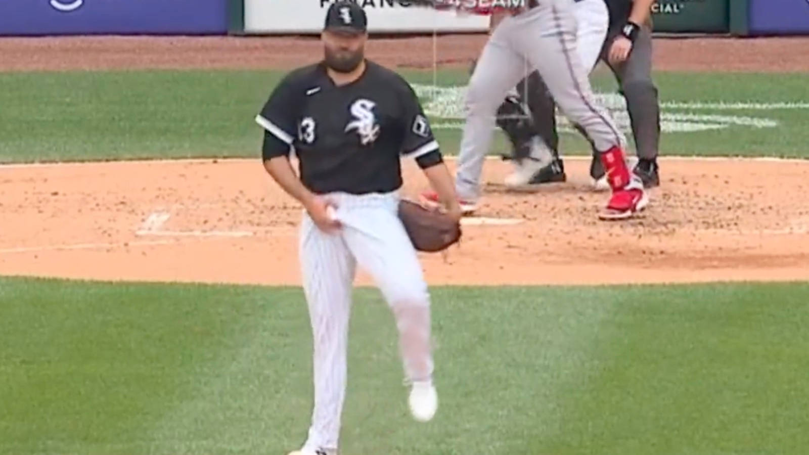 Lance Lynn Adjusting Pants Background