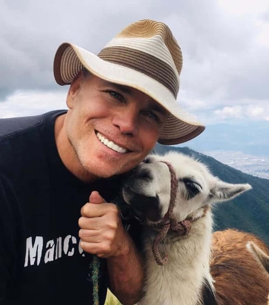 Lanny Poffo Face Close To Animal Background
